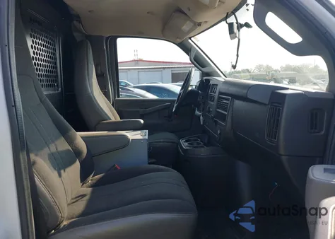 2019 Chevrolet Express G2500 Work Van из США, поврежденный, VIN 1GCWGAFG8K1370979